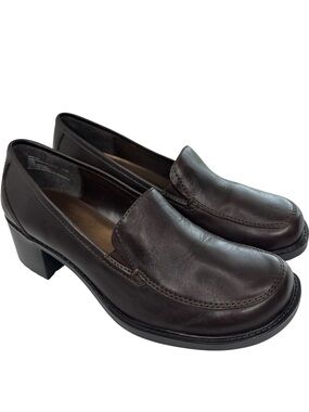 G.H. Bass & Co. Block Heeled Loafers Brown Leather Womens Shoe Sz 7 Y2K Preppy